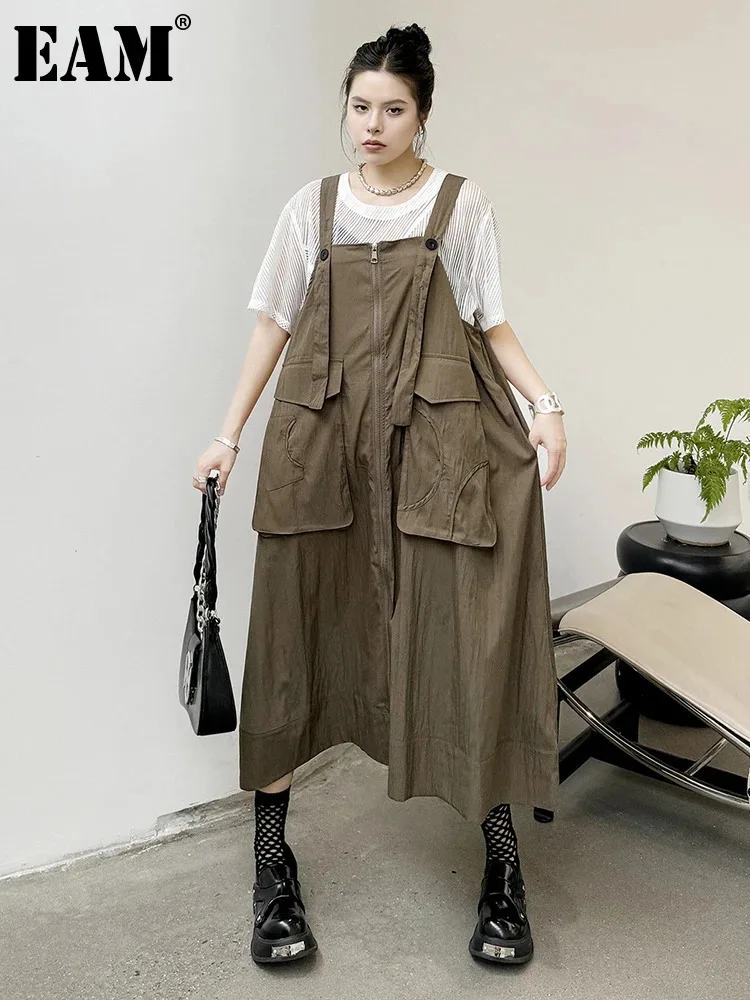 EAM Women Khaki Pocket Big Size Long Casual Strap Dress New Square Collar Sleeveless Fashion Tide Spring Autumn 2024 1DH6457