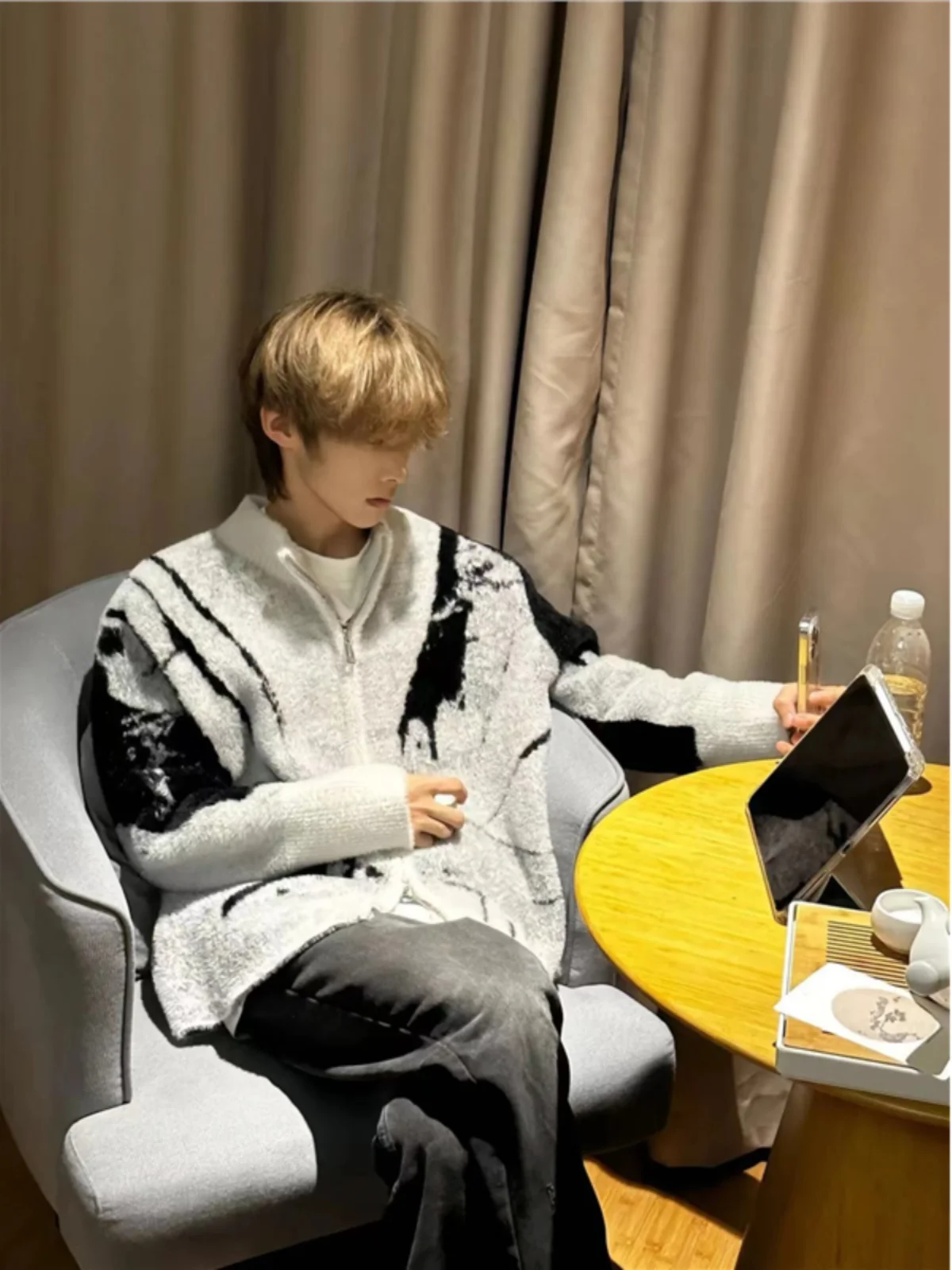 

Мужской винтажный вязаный кардиган на молнии с принтом, в американском стиле, весенне-осенний, повседневный, свободного кроя, с длинными рукавами