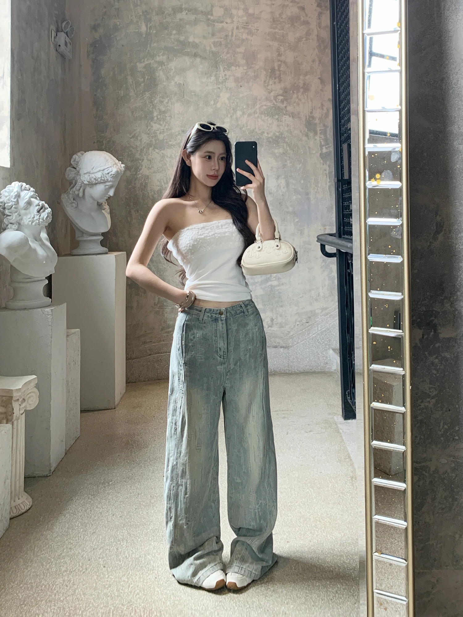 

Сексуальный блестящий укороченный топ для женщин: облегающий топ-бюстье с пайетками, летний, с открытыми плечами, приталенный, с декоративными вставками, короткий фасон, цветной