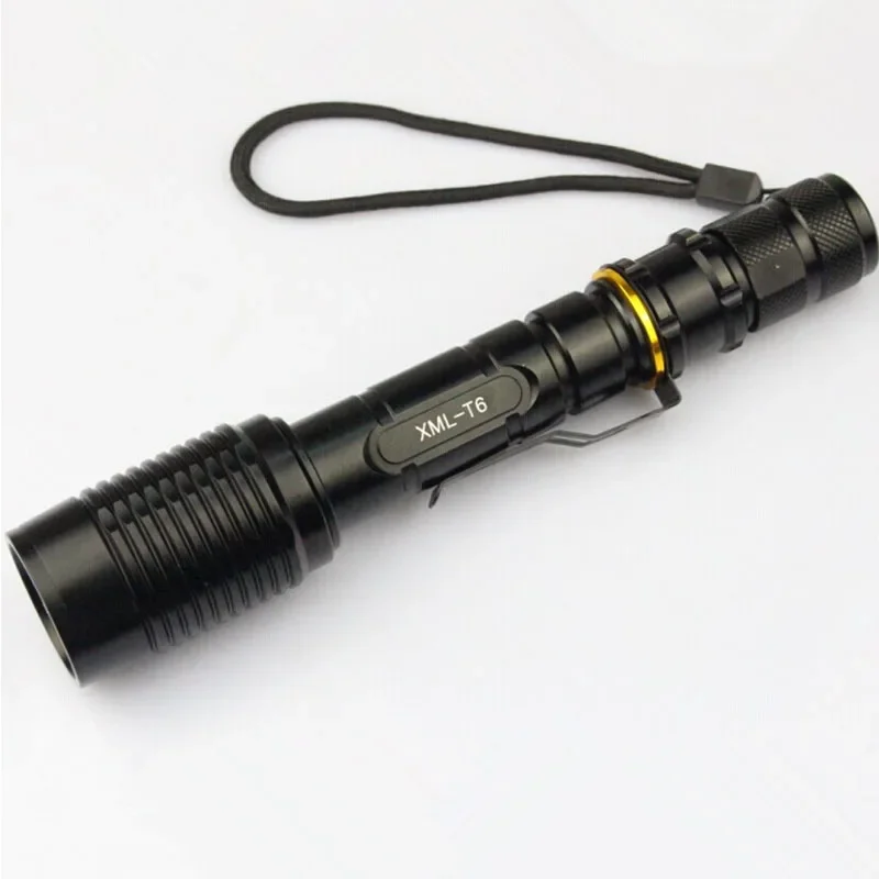 Swayboo T6 Glare IP65 livello impermeabile Rattlesnake LED ricarica torcia militare Zoom telescopico casa campeggio all'aperto pattuglia