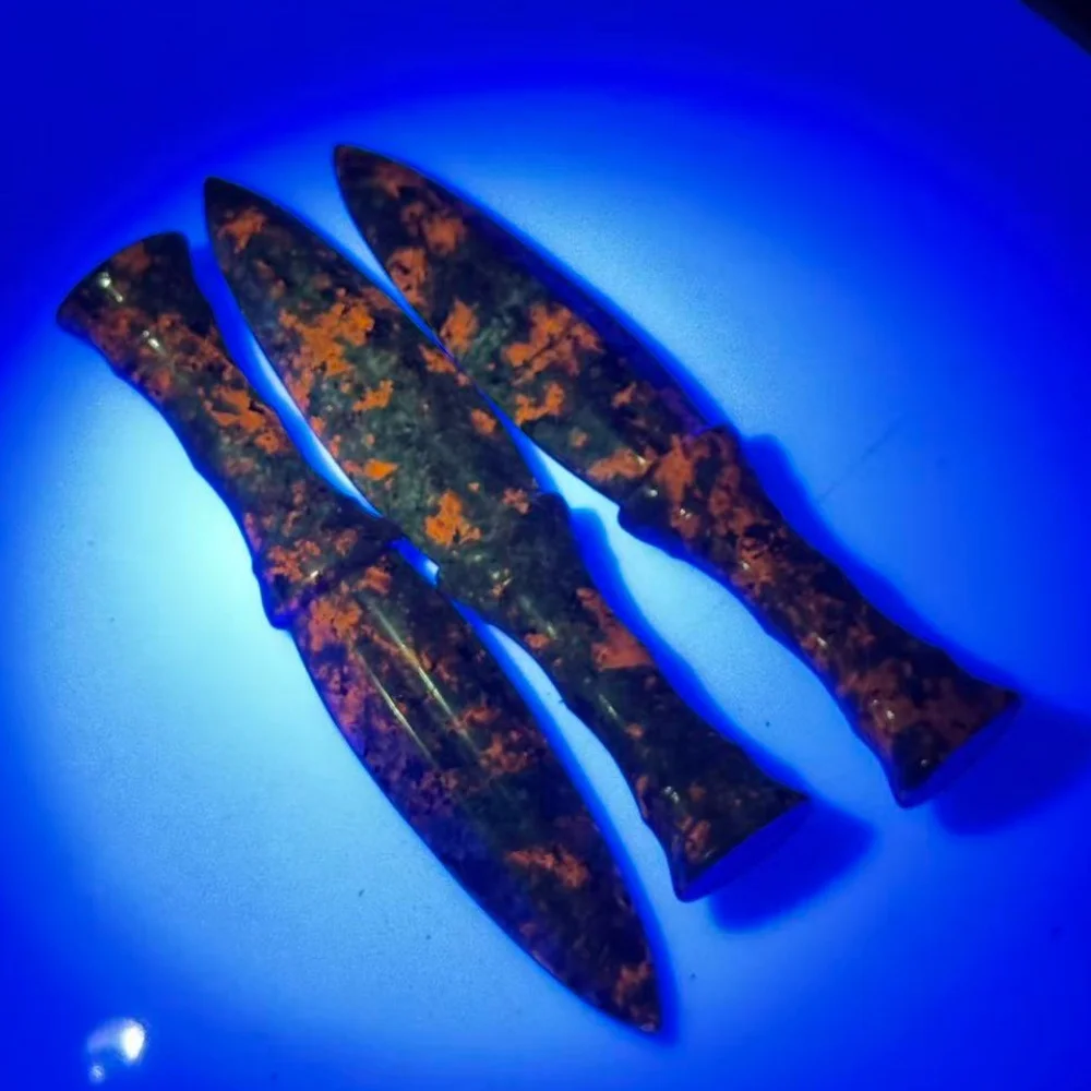 Yooperlite Stone Model Knife Carving, Intricate Blade Design,for Home Decor,Decorative Sculpture, Floral Pattern Design