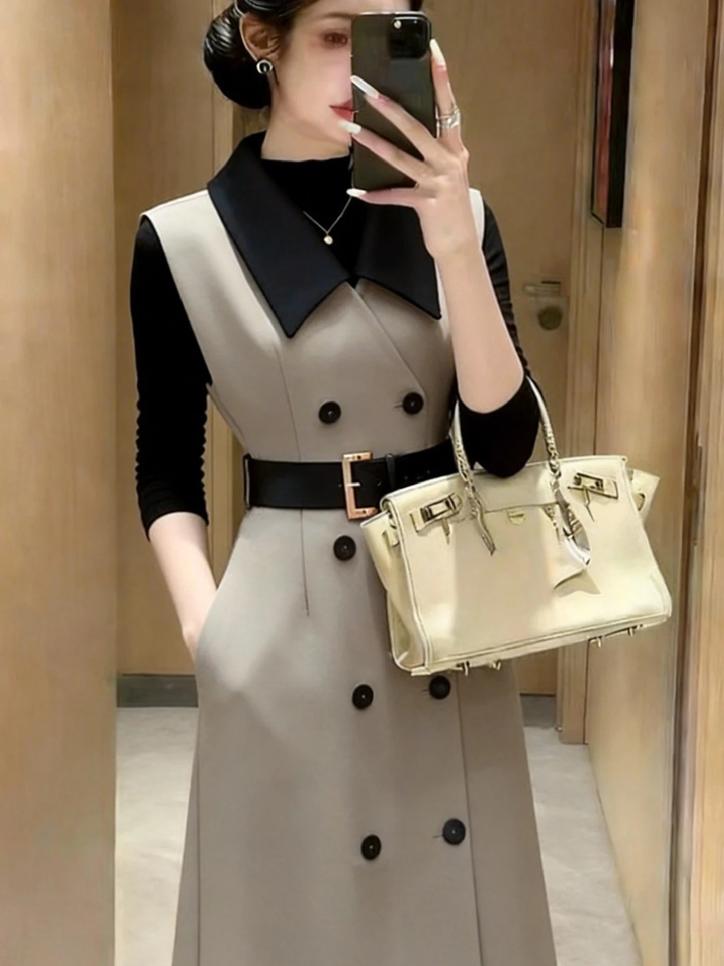 Elegant Double-Row Button Style Vest Women's Spring 2026 Mid-Length  Collar Commute Outerwear Lightweight Luxury Fashion