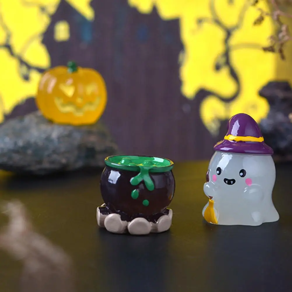 Mini Halloween Ghost Figures Set of 6 Resin Figurines Micro Miniature Statues for Outdoor Garden Decor