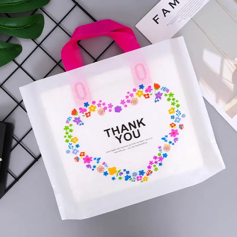 

50Pcs Plastic Love Multicolored Flower Pattern Shopping Bags Thank You Gift Bag Printed Gift Clothing Shopping Mall Packaging