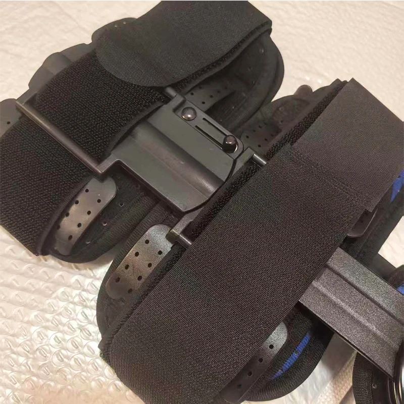 Adjustable Hinged Knee Brace with Button Lock-Sponge-Lined for Comfort, Suitable for Knee Support Brace
