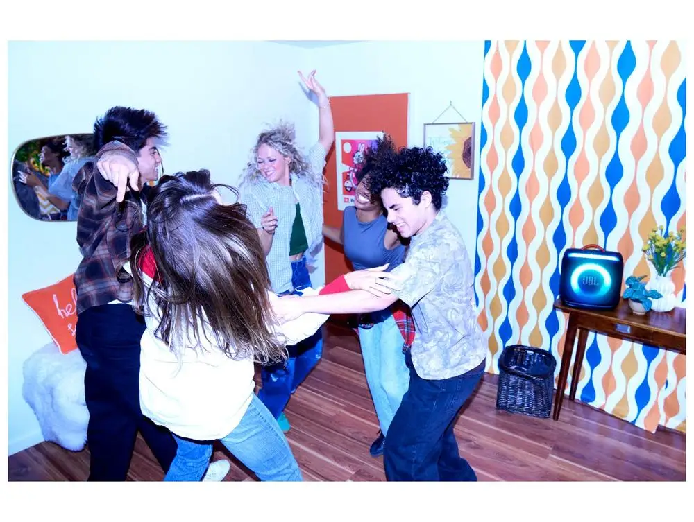 JBL PartyBox Encore 2 بلوتوث مضخم محمول 100 وات - صندوق صوت ثنائي الفولت