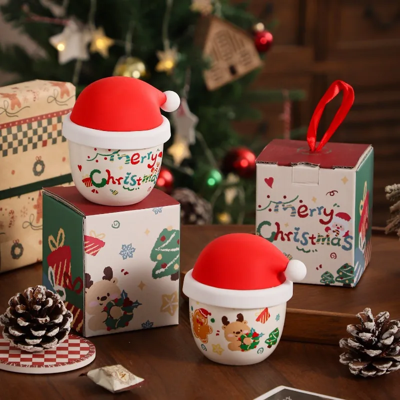 

Cute Creative Ceramic Mug with Christmas Hat Lid - Stylish Coffee Cup for Girls, Perfect for Home Office Use, Ideal Gift Option