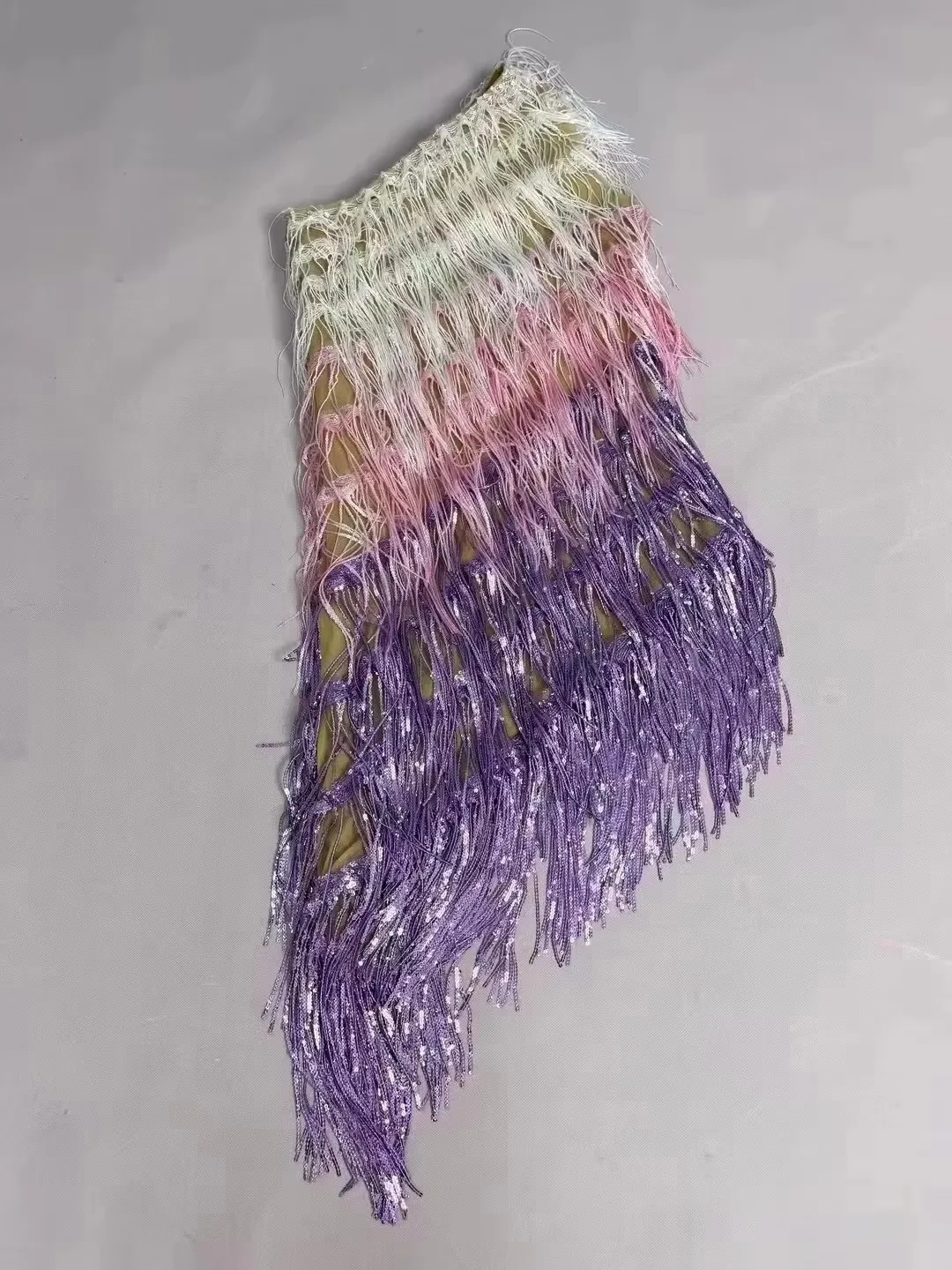 여성 스팽글 술 라틴 댄스 원 숄더 컬러 풀 한 드레스 메쉬 프린지 드레스 댄서 팀 경쟁 무대 공연 의상