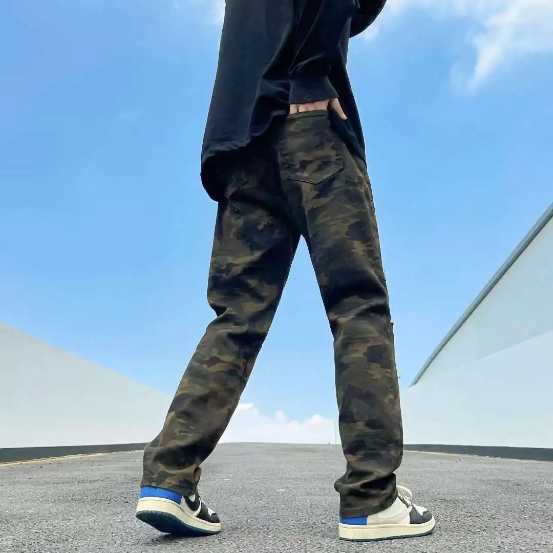

Retro Washed Men's Straight Leg Camouflage Jeans with Frayed Hem Casual High Waist Five-Quarter Length Drawstring Closure