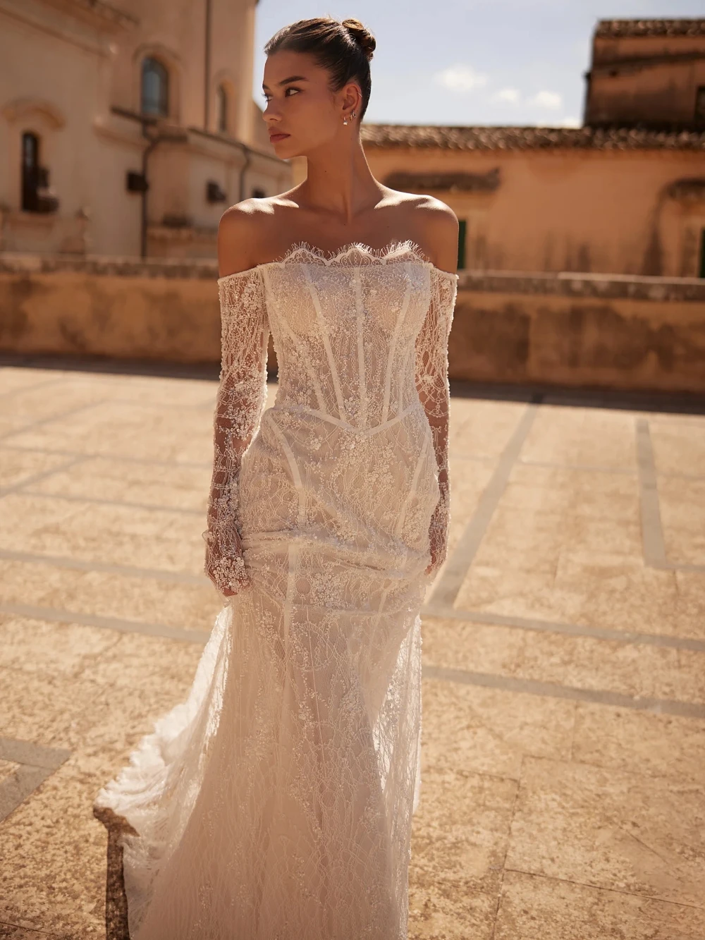 

Shiny Beaded Lace Off Shoulder Wedding Dress Charming Strapless Mermaid Long Bridal Gown Customized Elegant Dresses For Bride