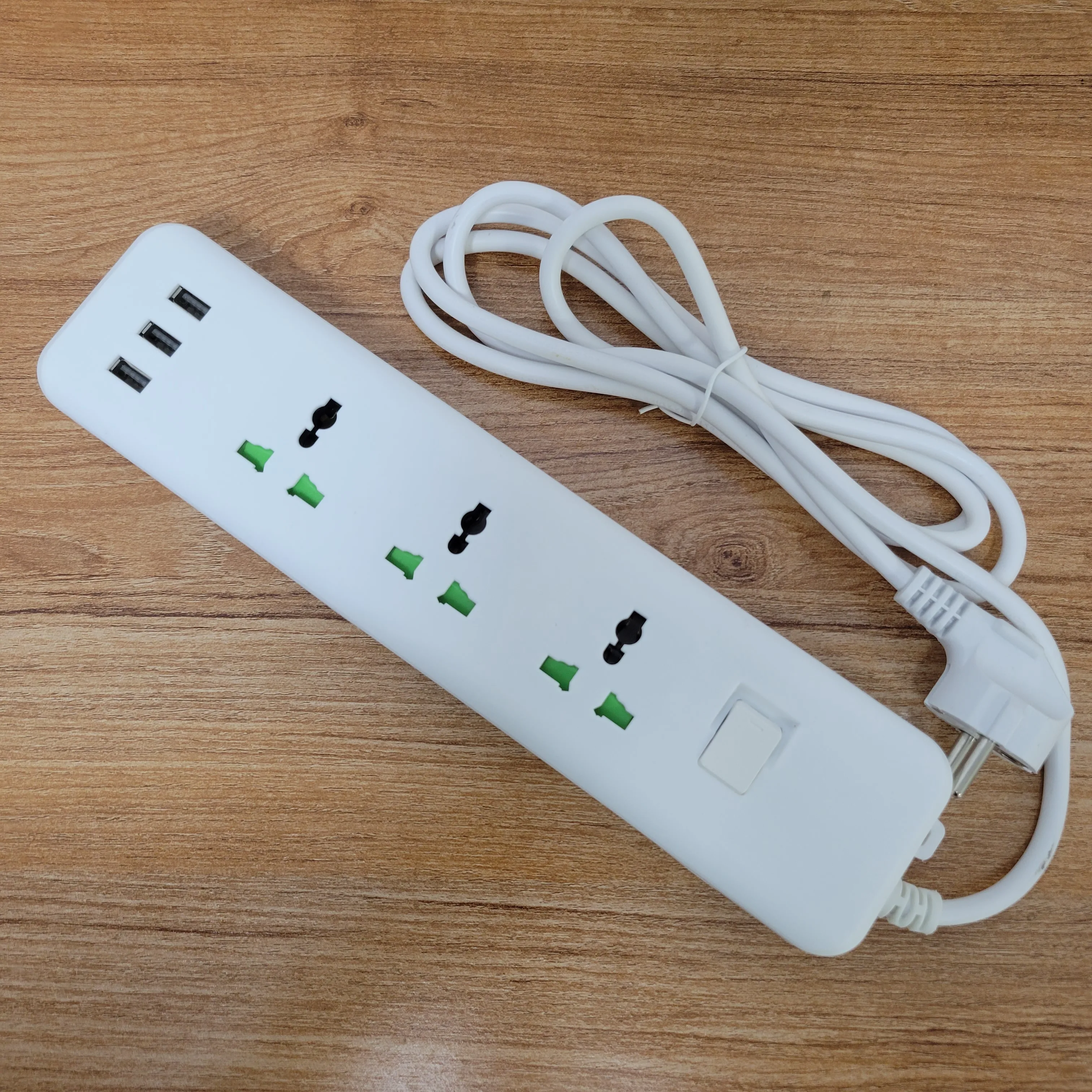 Power Extension Strip with 3 USB Port 3-way 10A 1250W  EU Plug Socket