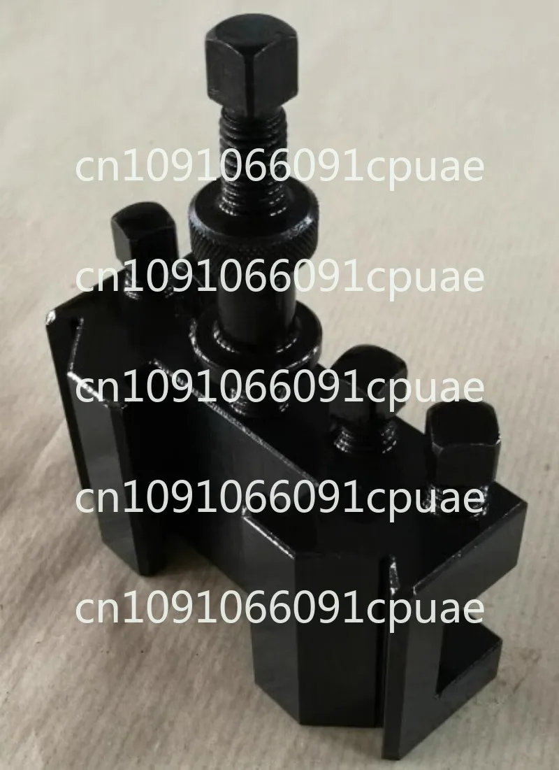 

502-M Italian Fast Can Hold 16 Knives Square, Quick Tool Change