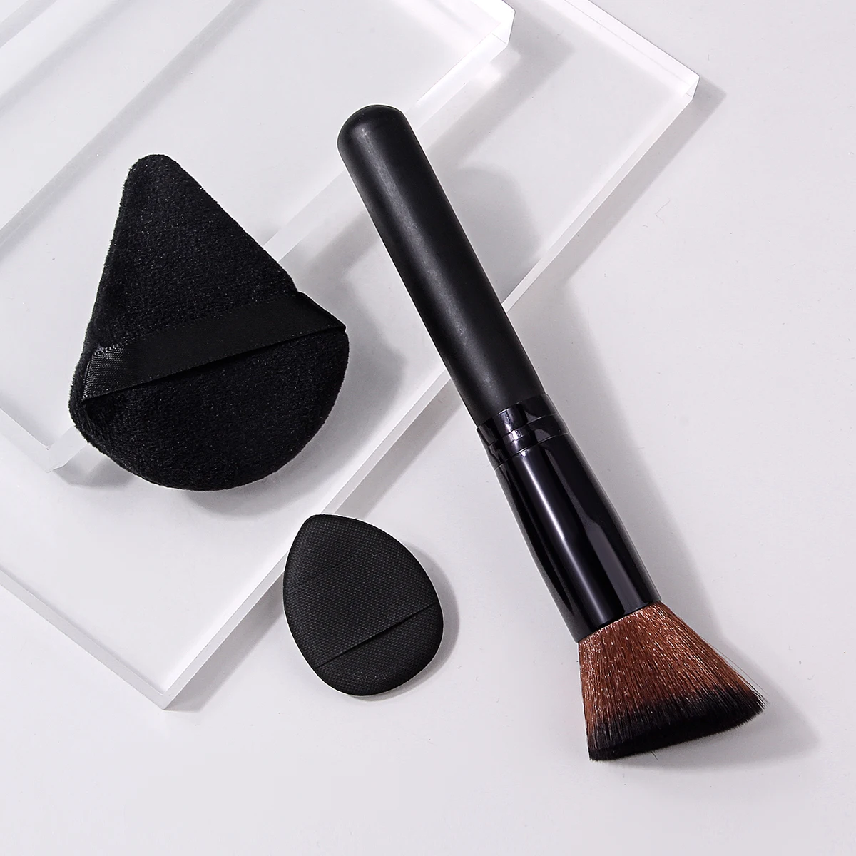 3Pcs Professional Makeup Tool Set,Makeup Brush+Makeup Puff,Soft Brush Head Cosmetic Tools for Flawless Base Makeup