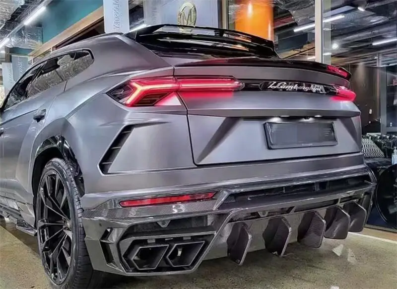 

Factory Wholesale Price Urus Body Kit M Style Carbon Fiber Rear Diffuser for Lamborghini URUS