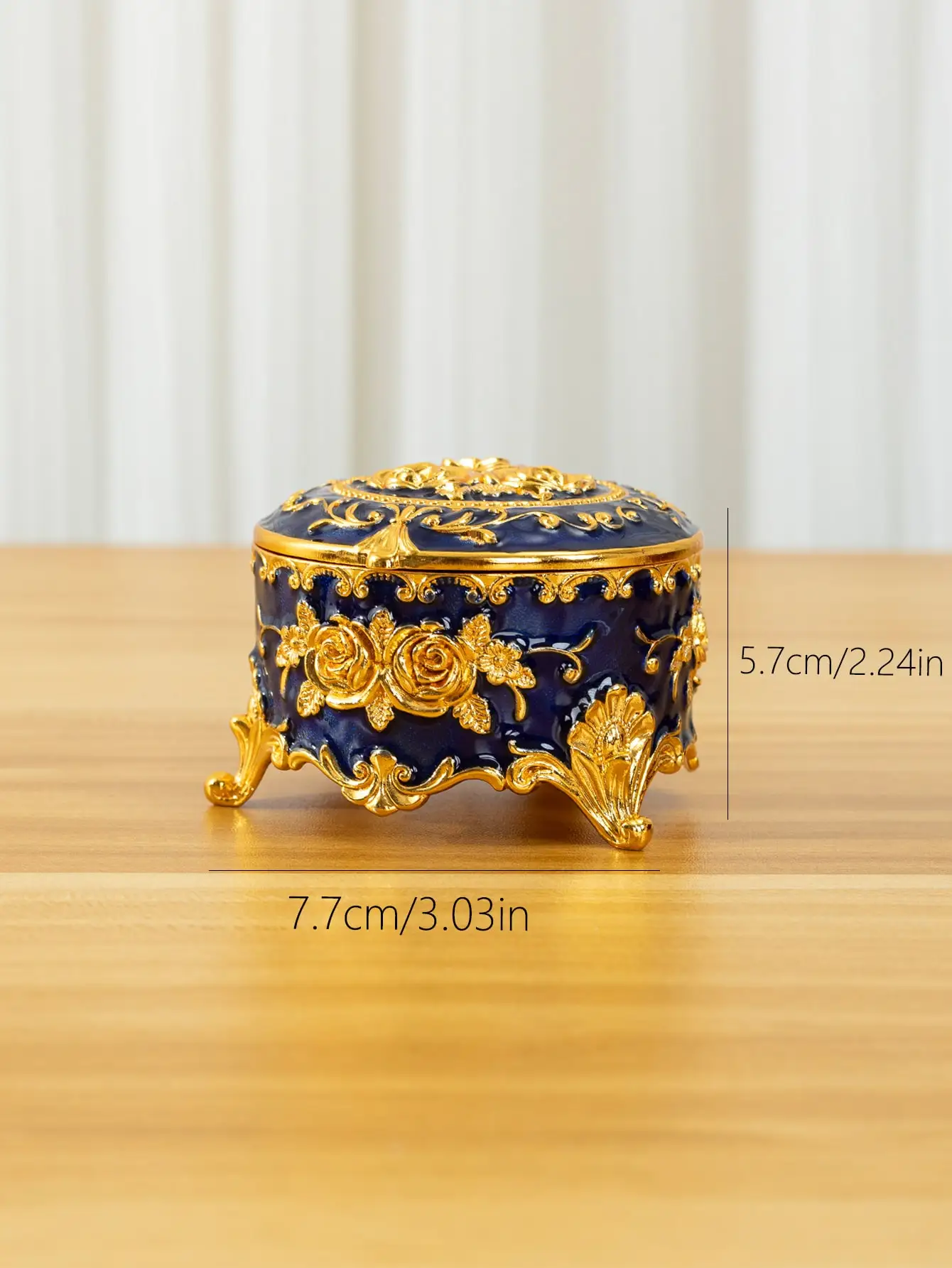 Metal Creative European Vintage Jewelry Gold-plated Hand-painted Box Small High-end Rose Jewelry Storage Box Cotton Swab Box Val