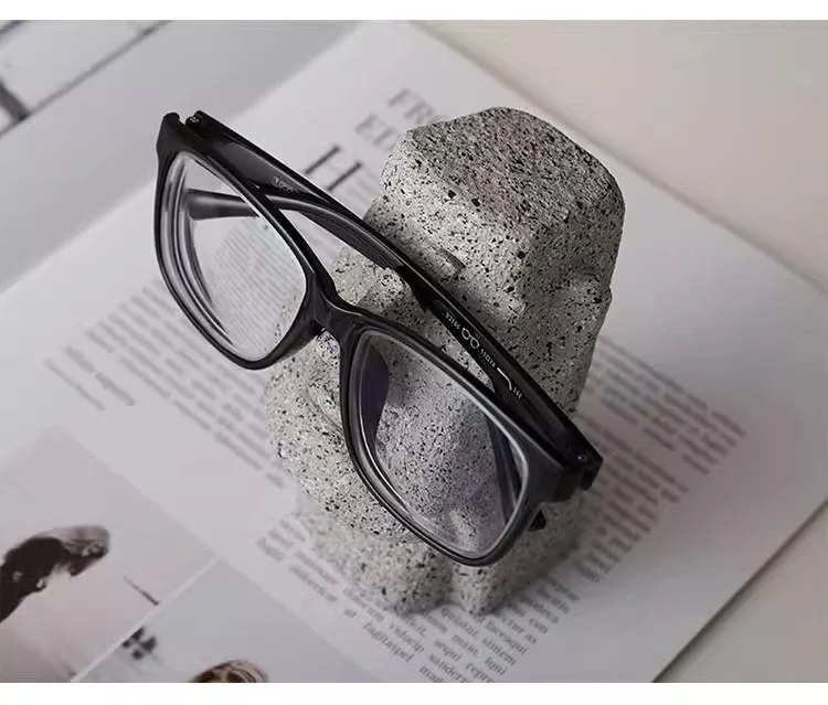 Funny Creative Glasses Holder Decorative Glasse Lenses Stand Office Accessories Figurines Miniatures Room Ornaments Home