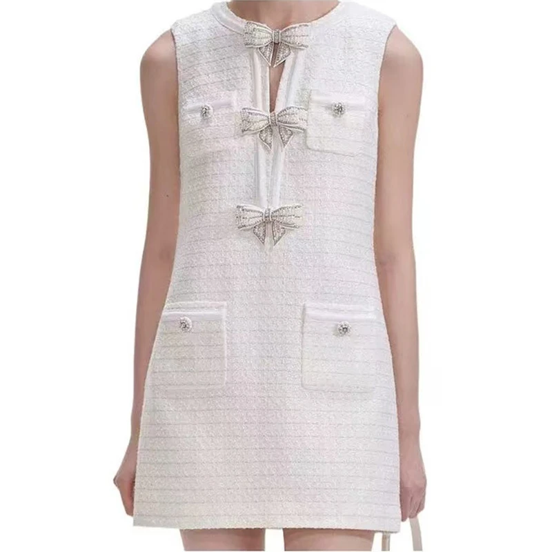 

2025 Spring/summer new women's round neck pearl bow decorated sleeveless dress y2k high quality fashion casual knit mini skirt