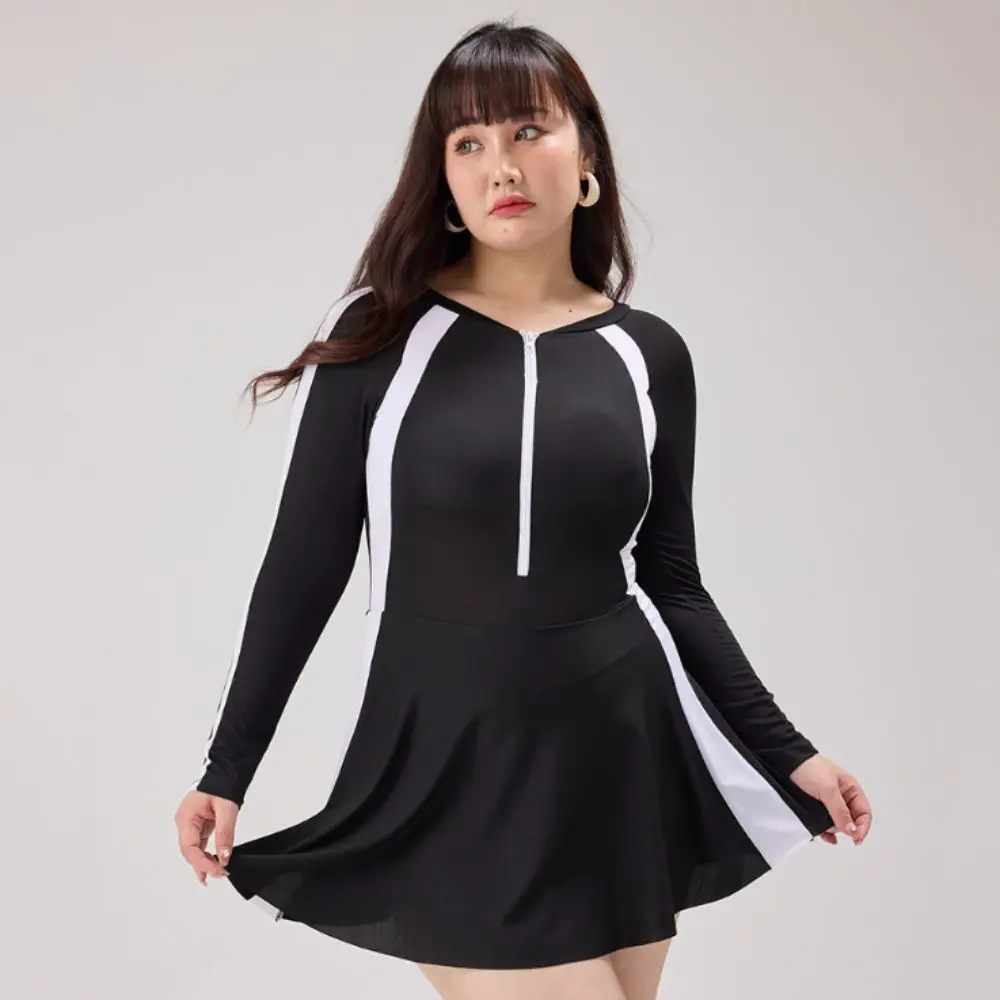 

Elastic Women's Long Sleeve Swimsuit with Safety Pants Simple Style Belly Covering Swimsuit Anti-exposure Contrasting Colors