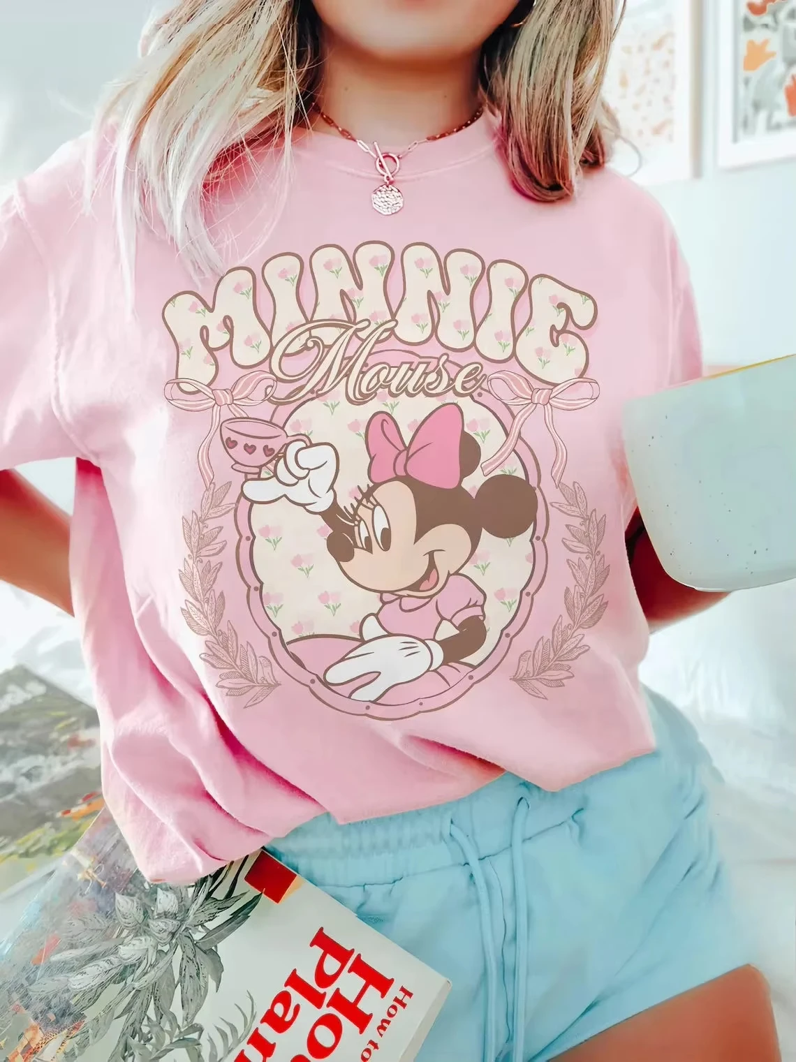 Disney Official Minnie Retro Casual Pure Cotton T-shirt Loose Round Neck All Season Dopamine Slim Fit Short Sleeved Shirt