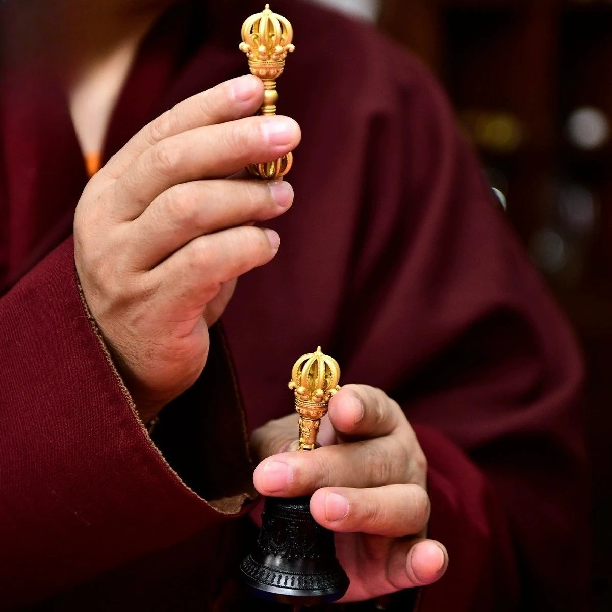 Household ornaments, supplies, mini exquisite hand-rang bells, and the sound is crisp