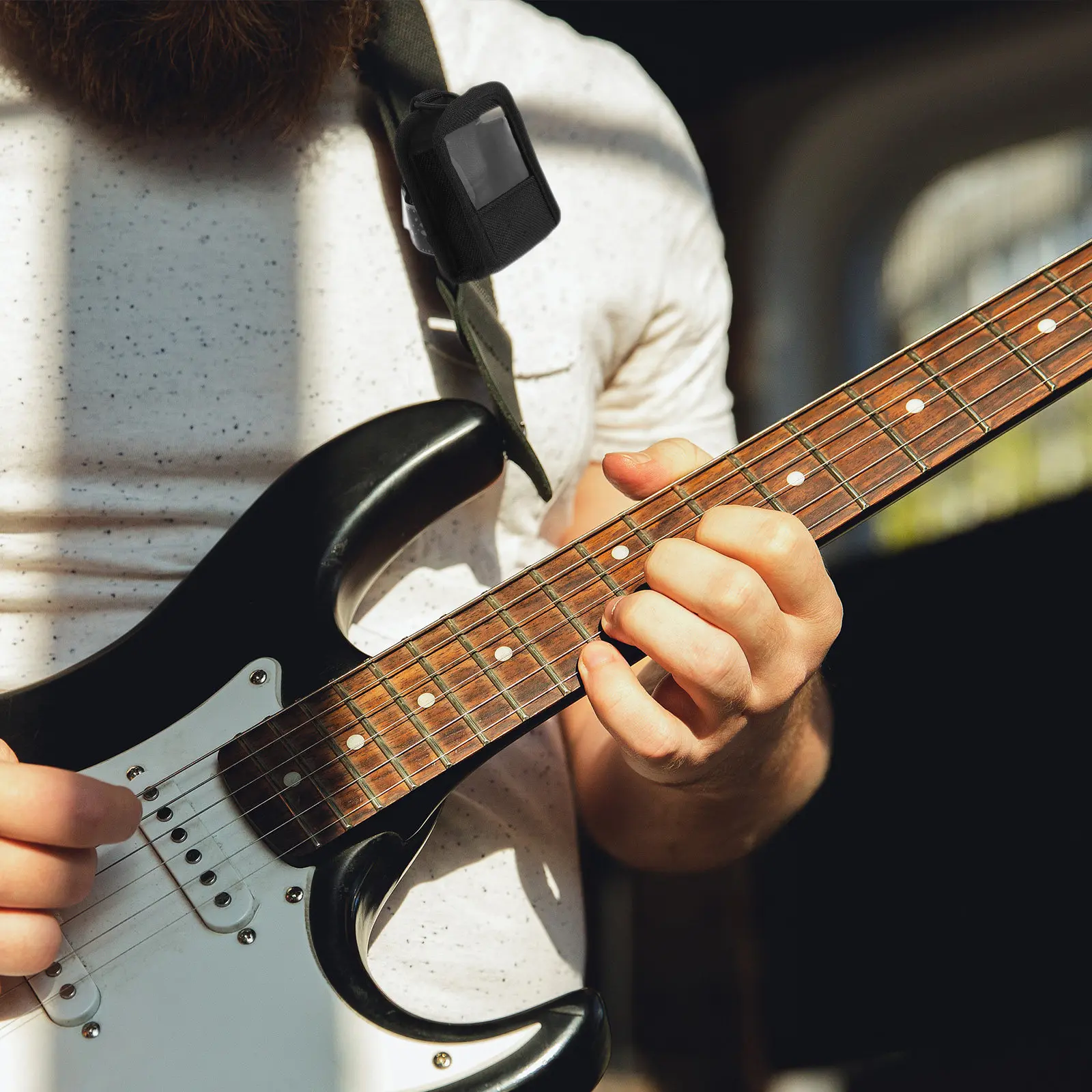 Estuche para transmisor inalámbrico de guitarra, bolsa de almacenamiento portátil de tela Oxford acolchada a prueba de golpes, color negro, clip para cinturón, Compatible con receptor