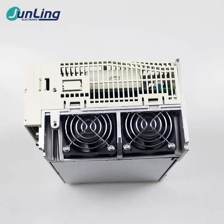 Anchuan Servo Drive SGDM-30ADA Anchuan Servo Motor e Drive Novo com Um Ano de Garantia