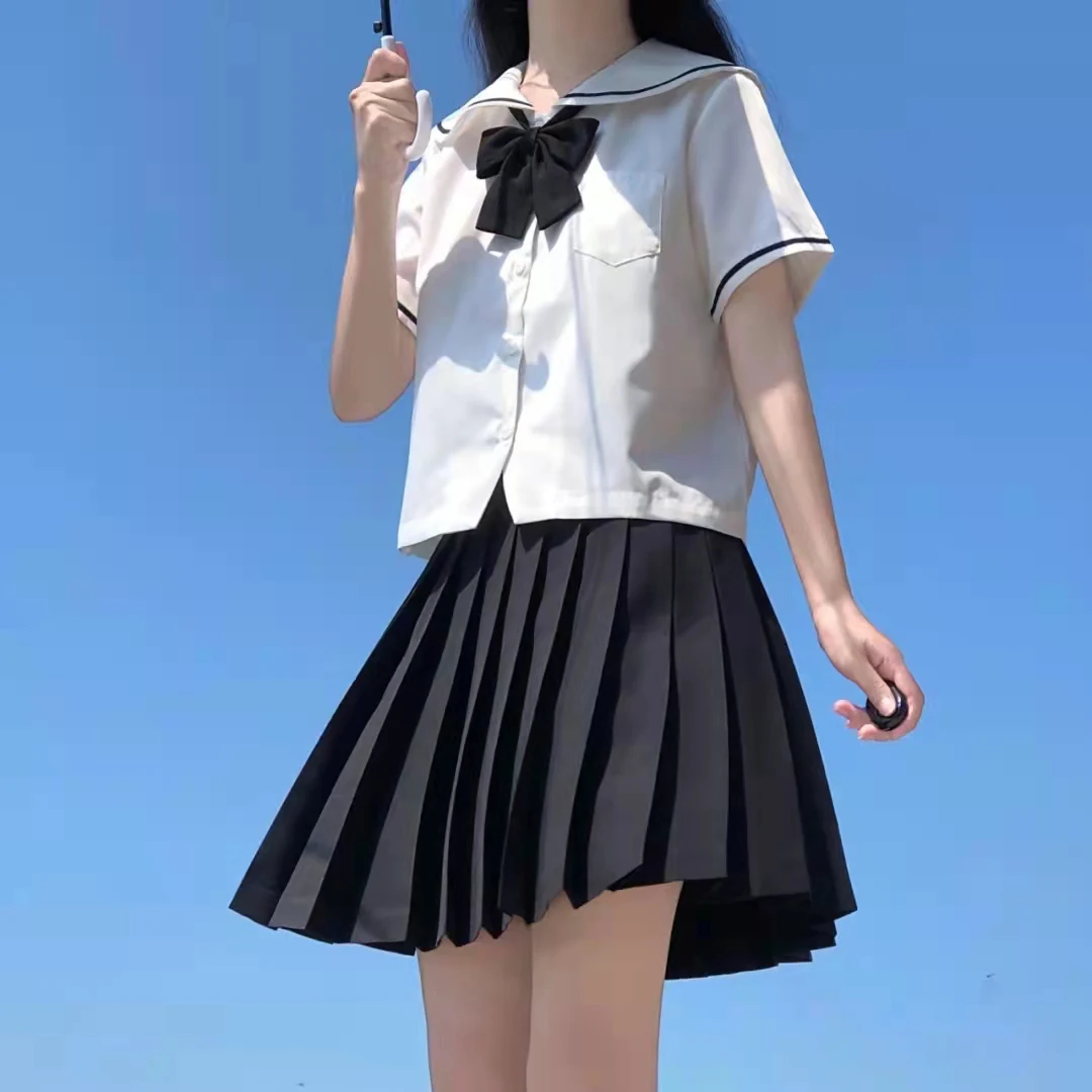 Middle School Japanese JK Uniform Students White Shirts Female School Shirt Summer Suit Basic Top Coat Class Service Women