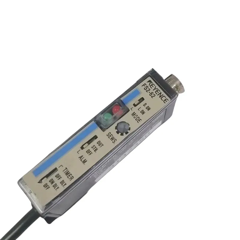 FS2-62 New Original KEYENCE NPN output infrared fiber optic sensor, large stock available, welcome to consult.
