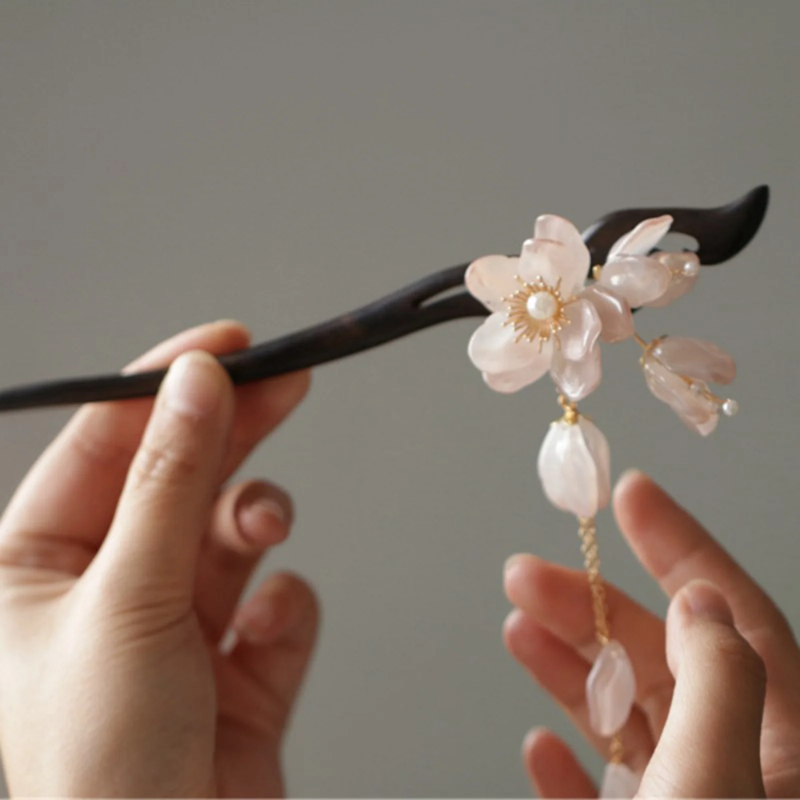 Wooden Hair Sticks Forks Purple Flower Hairpins Pendant Headdress Retro Chinese Chopsticks Style Hairpins Hair Jewelry for Women