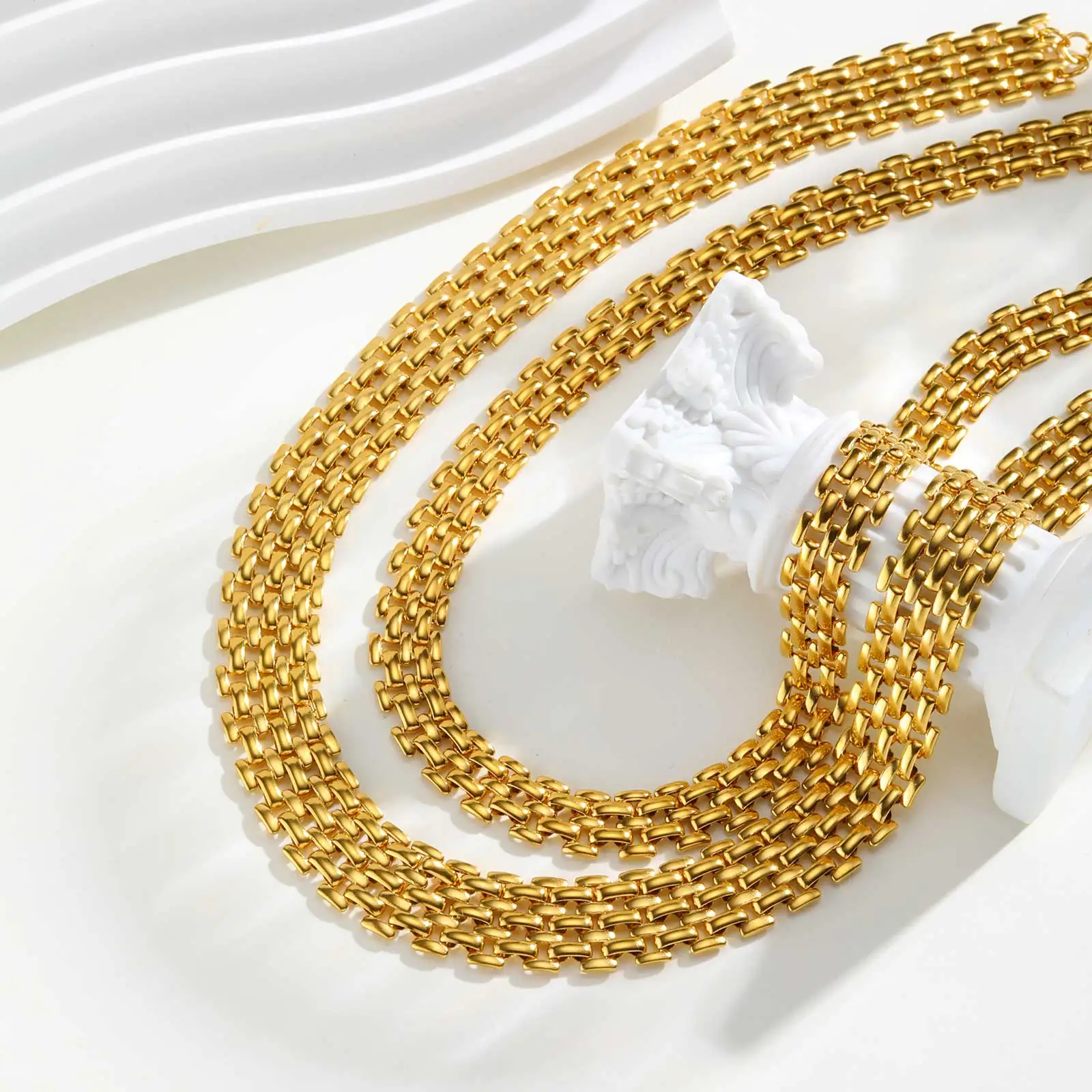  Simple Chunky Watchband Chain Necklace for Women, Gold Color Stainless Steel Wide Choker Necklace, Minimalist Fashion Jewelry