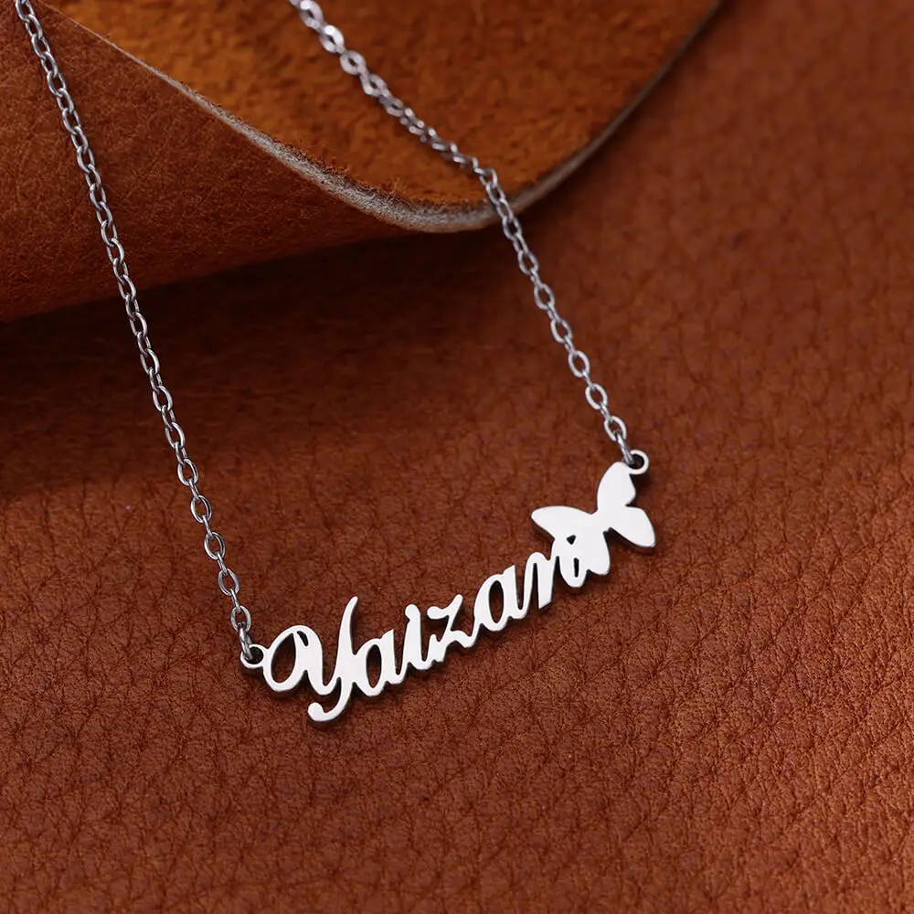 Collier avec Nom Personnalisé VIP