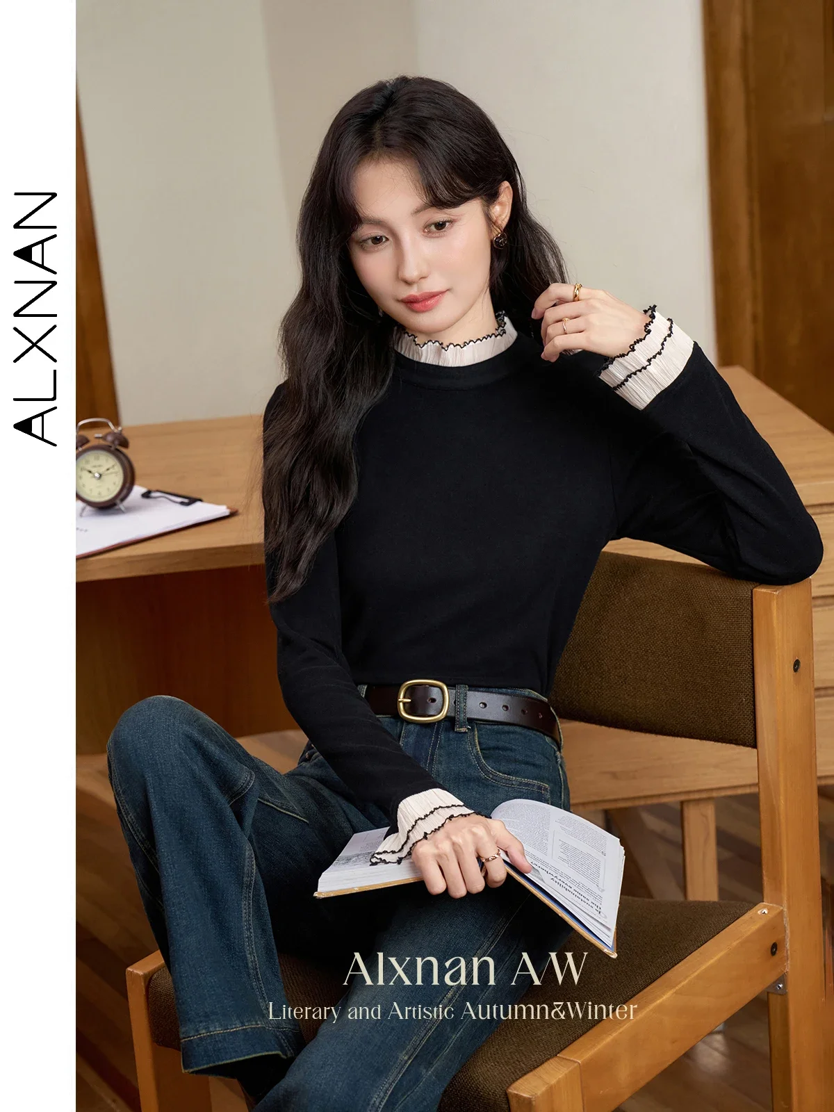 

ALXNAN черная футболка с длинными рукавами, женские шикарные футболки с круглым воротником и краями Agaric, осень 2025 г., облегающие элегантные вязаные топы, женские L50217