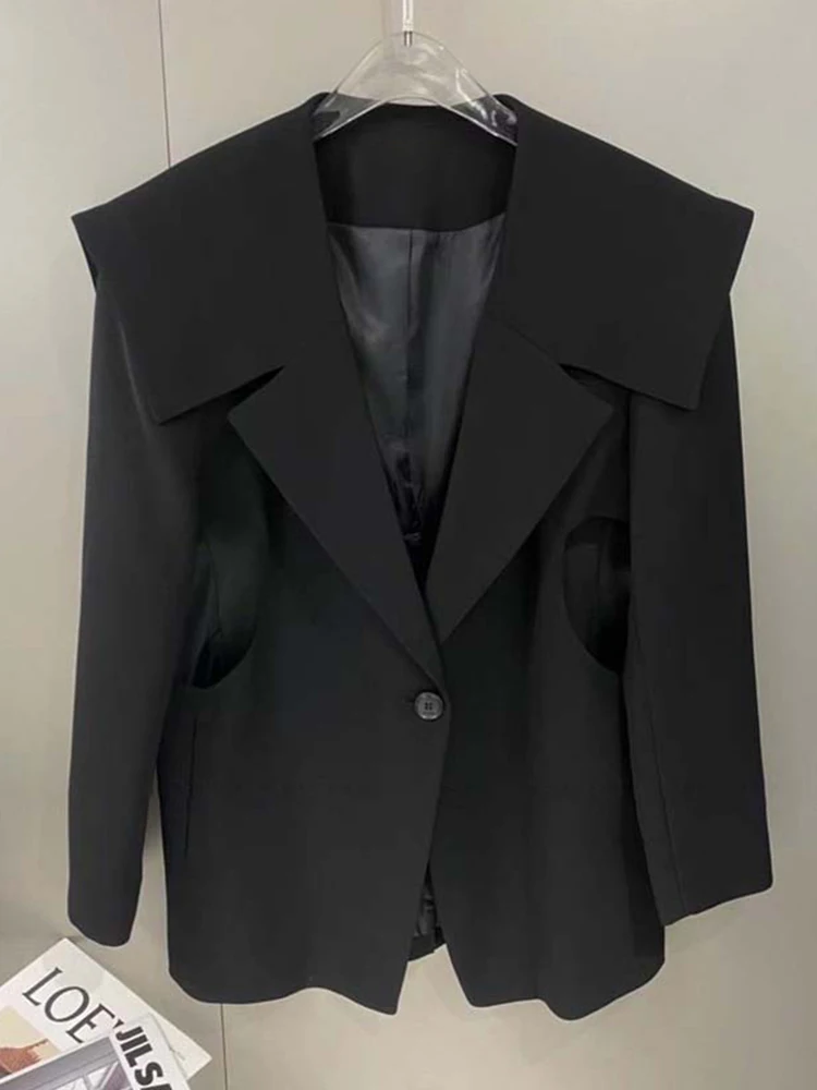 TWOTWINSTYLE Blazer autunnale asimmetrico per donna colletto dentellato manica lunga Blazer moda coreana solido abbigliamento femminile 2022