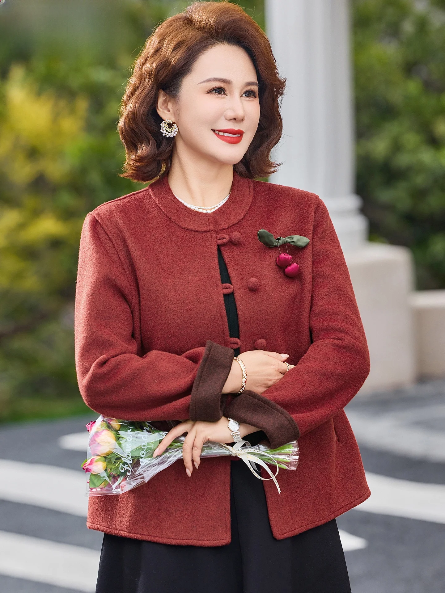 

Новое китайское двустороннее шерстяное пальто для женщин среднего и старшего возраста, модная женская верхняя одежда на весну и осень