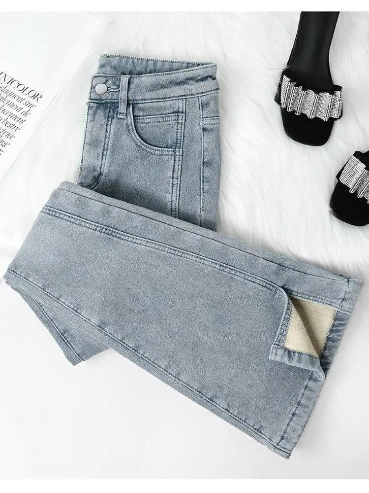 

Джинсы женские с высокой талией, на подкладке, расклешенные, утепленные, с разрезом, микро-клеш, осенне-зимние, новые, больших размеров