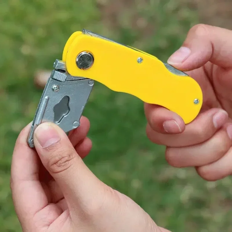 Utility Folding Knife Household Office Stationery Wallpaper Knife Folding Art Knife With Blades Set Quick Change Box Opener