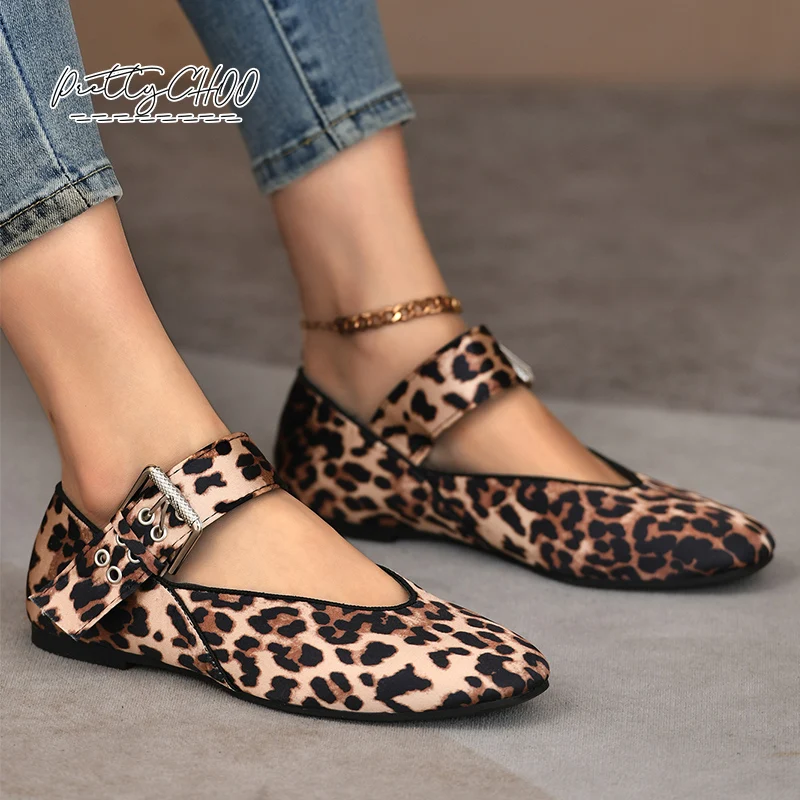 

Elegant Brand Design Leopard Print Ballet Flats Woman Patent Leather Wide Buckle Strap Mary Jane Shoes Ladies Shallow Loafers