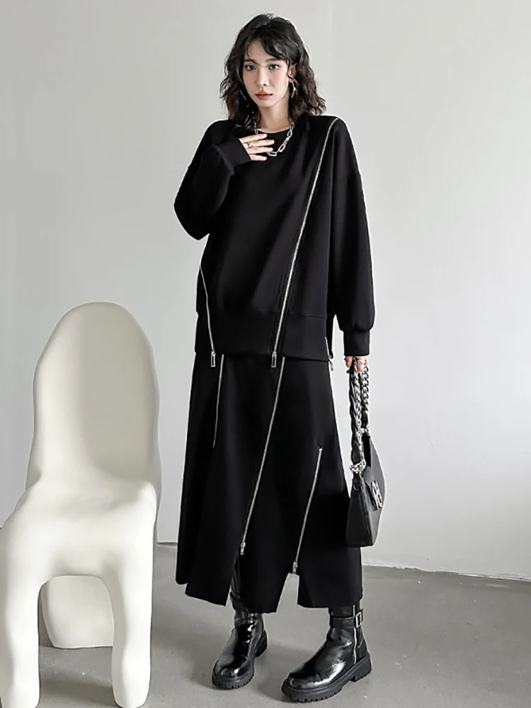 [EAM] Black Zipper Irregular Sweatshirt New Round Neck Long Sleeve Loose Women Big Size Fashion Tide Spring Autumn 2023 1DH4446