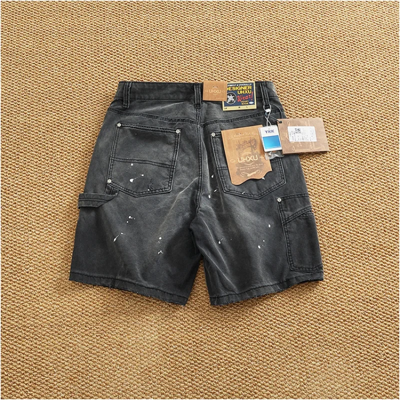 

American retro denim shorts for men, spray painted, distressed, washed, heavy-duty, loose, straight leg five quarter pants