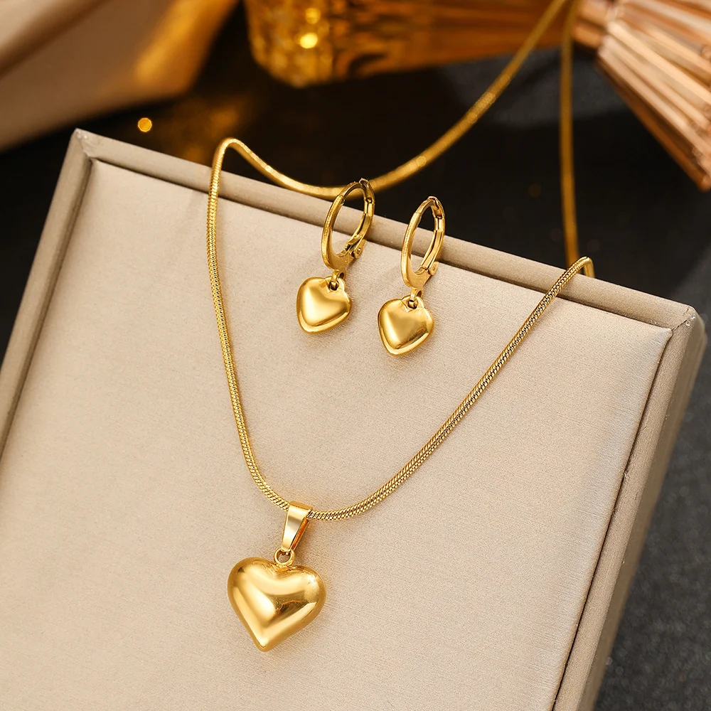 

Boho Love Heart Stud Earrings and Necklace Set, Waterproof and Colorfast, Women's Jewelry, Wedding Party Accessories