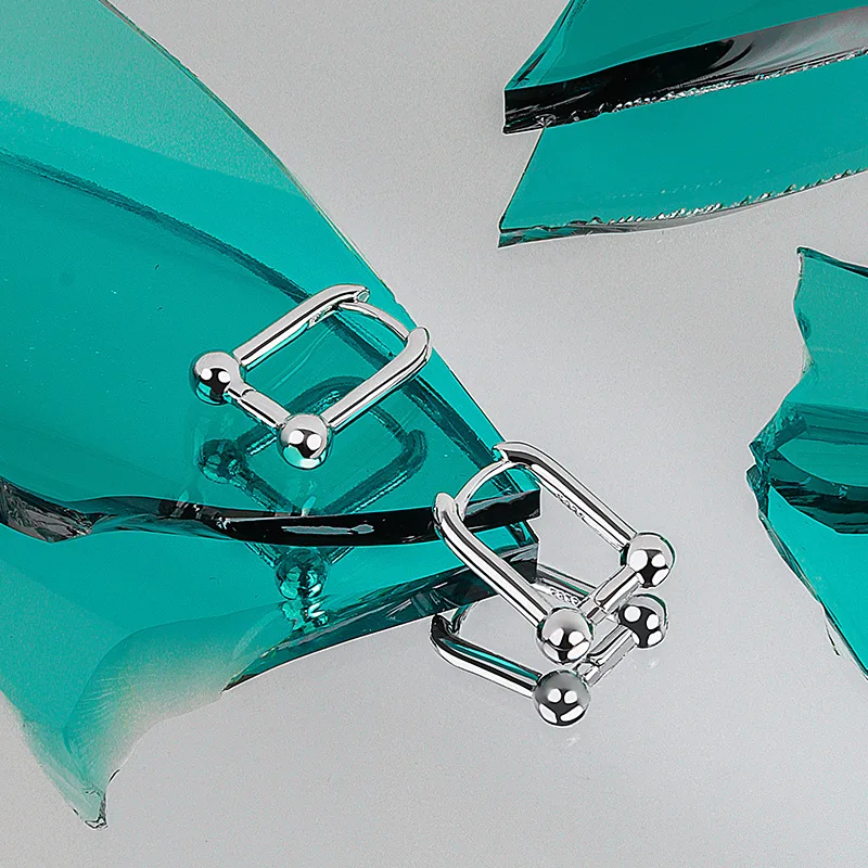 Thumbnail 3 - #50 Compare Hoop Earrings Before You Buy