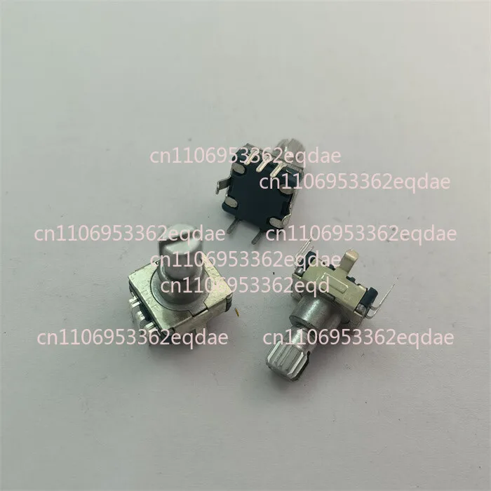 Encodeur EC11-005 avec 30 étapes et longueur d'arbre de commutation 12,5 mm pour PRE