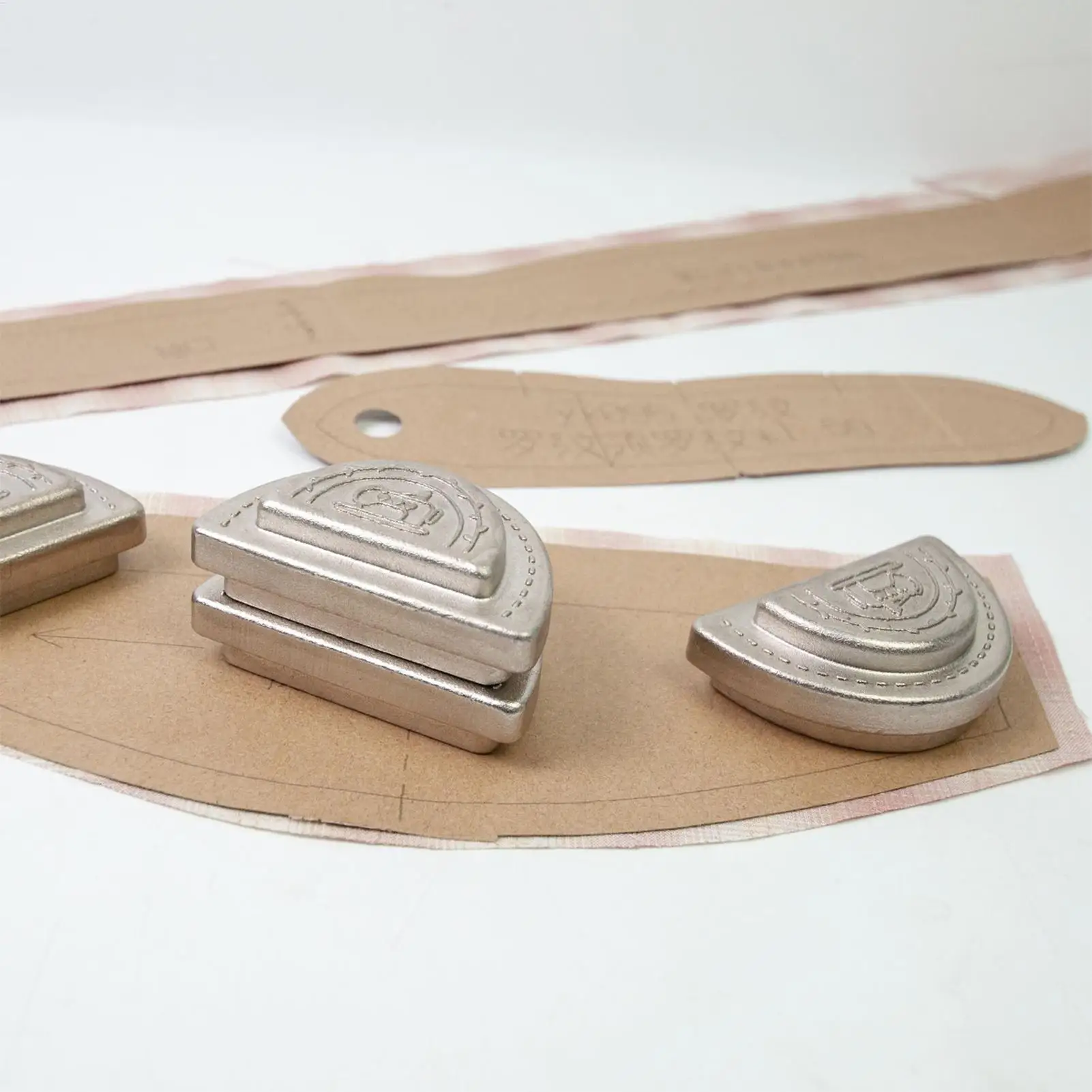 

Pattern Weights For Sewing 2 Pieces Iron Weights For Sewing Fabric Cutting Stabilizer For Quilting Crafting Home Women