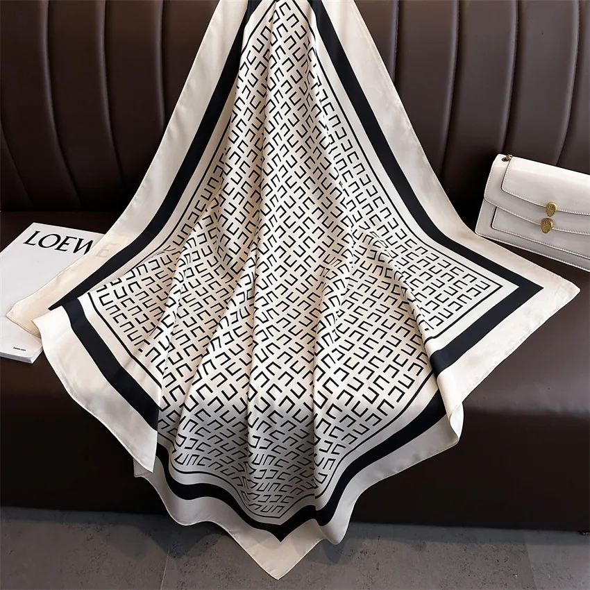 Neue Mode Luxus druck 90*90cm Frauen Schal Satin Twill Quadrat großen Schal elegante Kopftuch Strand Sonnenschutz Bandana – Detail 3