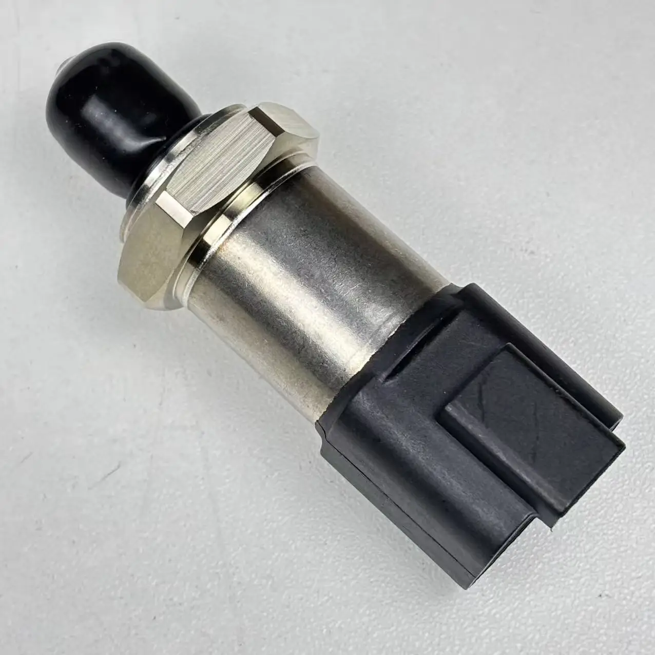

Pressure Sensor CXT19881 For John Deere 3520 3522 CH330 CH530 CH570 Engine