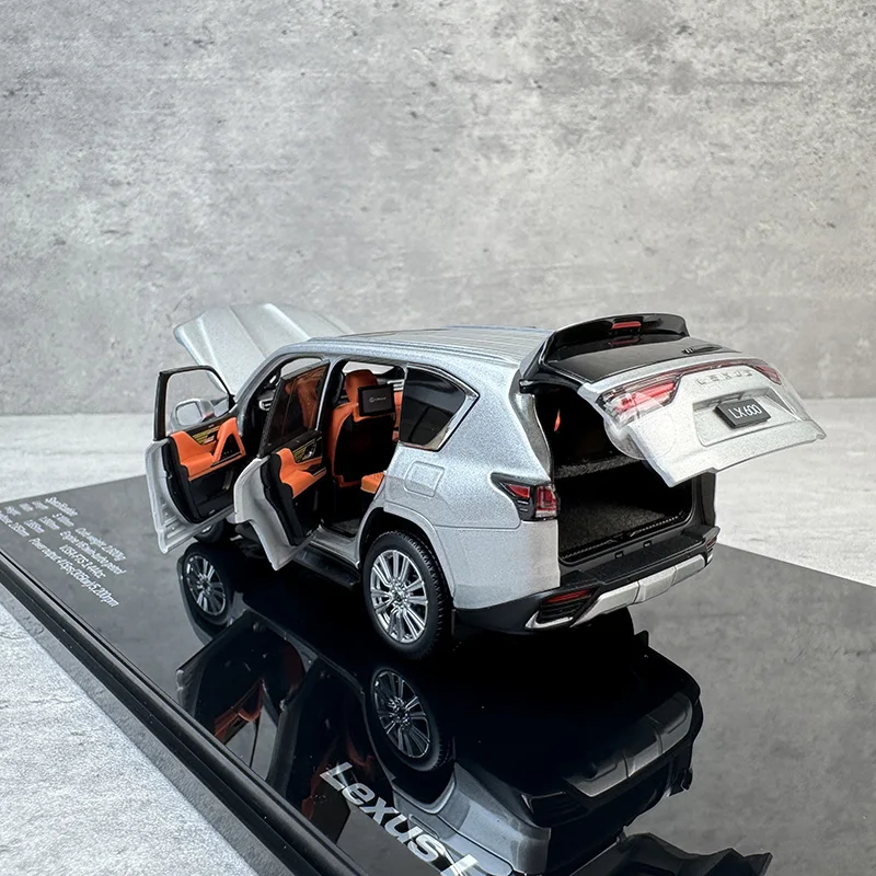 LCD 1/43 Lexus LX600 Model Auta z Odlewu Stopu, Kolekcja Zabawek Samochodowych, Prezent na Boże Narodzenie dla Chłopca