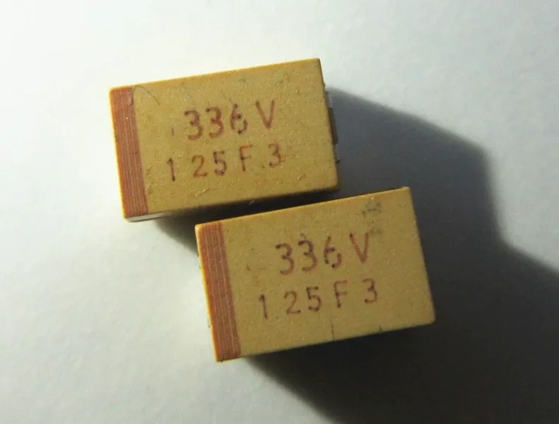 Surface mount tantalum capacitor 35V 33UF 336V 7343 D type