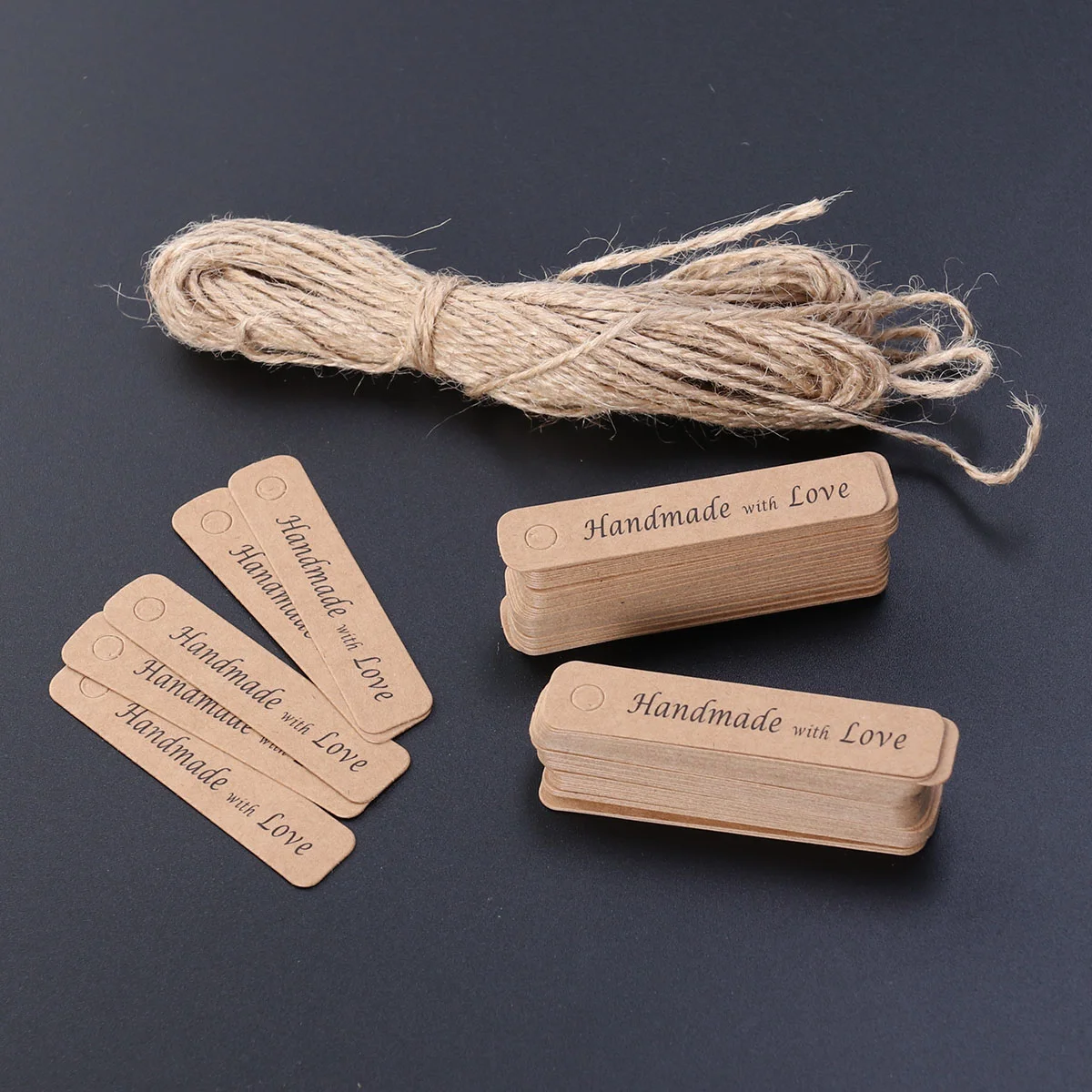 100 stuks kraftpapier tags met snaren cadeau gunsten bakken voedsel pakket tags handgemaakt met liefde hangende labels (rechthoek, 51x19c