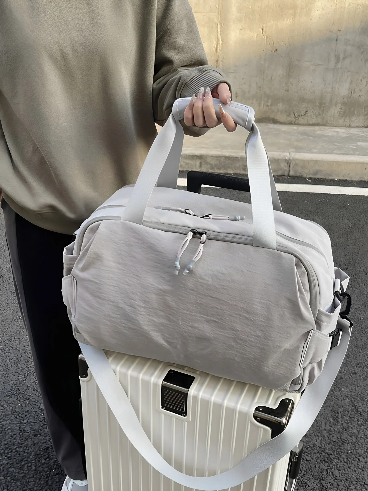laid-back-style-large-travel-bag-wet-and-dry-separation-luggage-bag-for-outings-expandable-maternity-bag-leisure-oxford-cloth