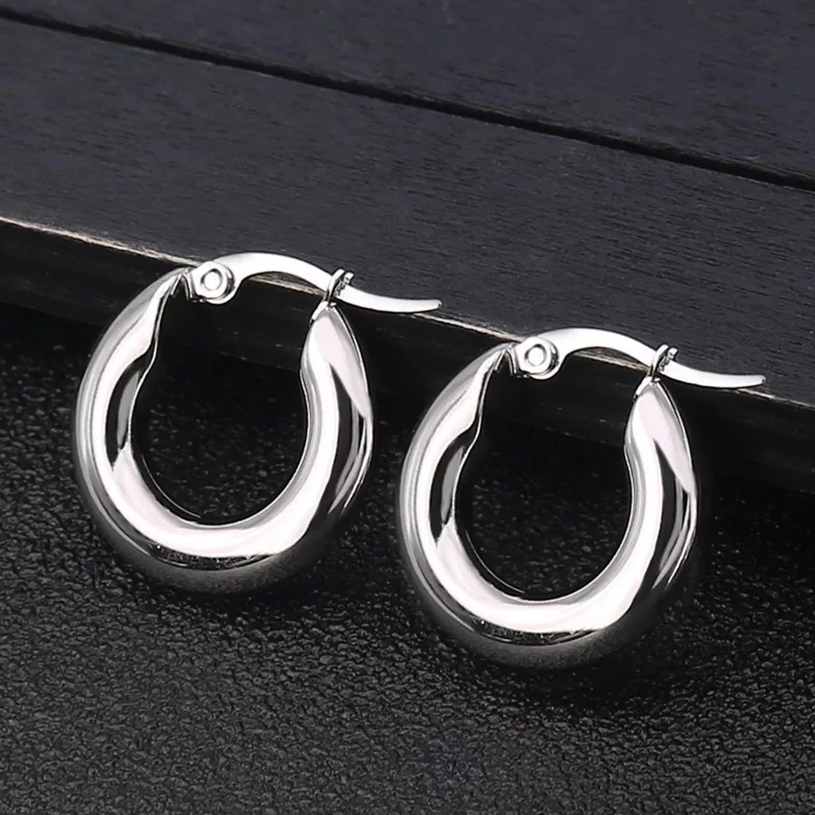 1 Pair Fashion Stainless Steel Chunky Hoop Earrings For Women Smooth Thick Circle Earrings Exaggerated Punk Unisex Rock Jewelry